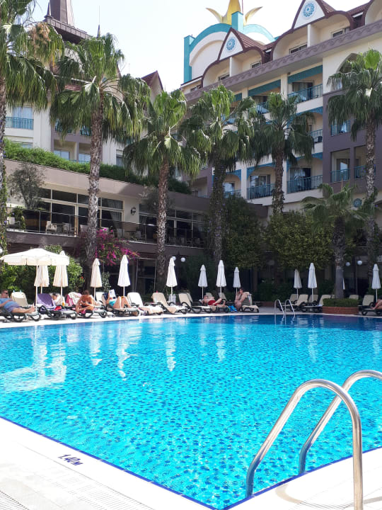 Pool Side Crown Palace