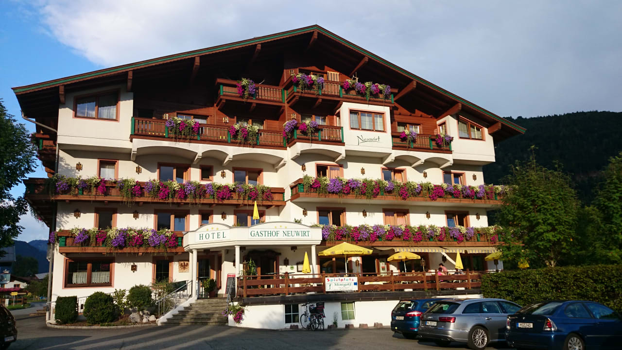 Außenansicht Hotel Neuwirt