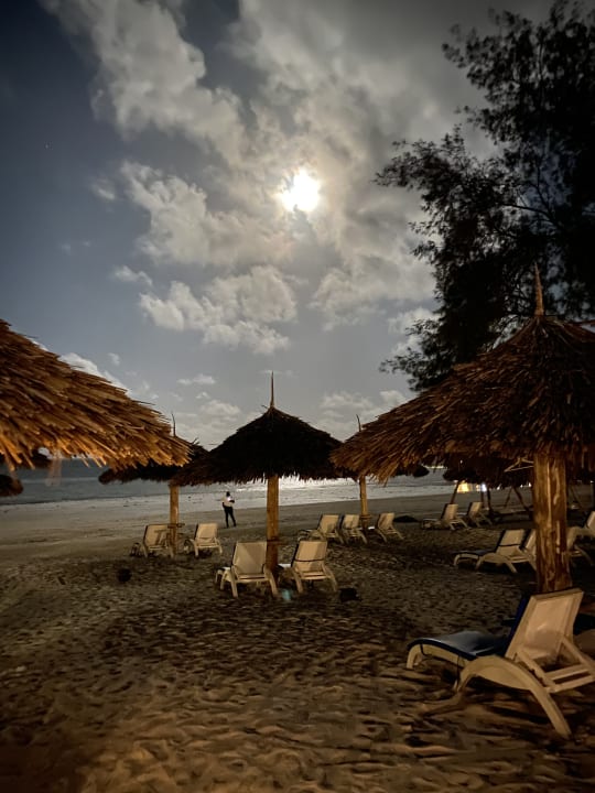 Strand Hotel Kiwengwa Beach Resort