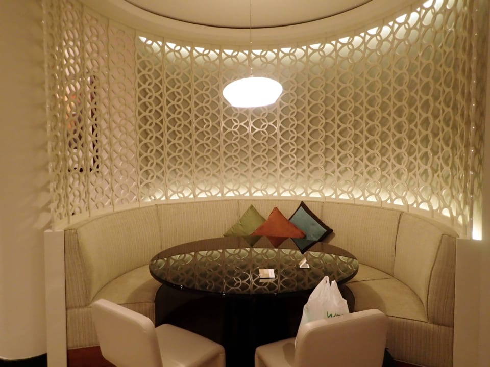 Suite 3901 Hotel Jumeirah Emirates Towers