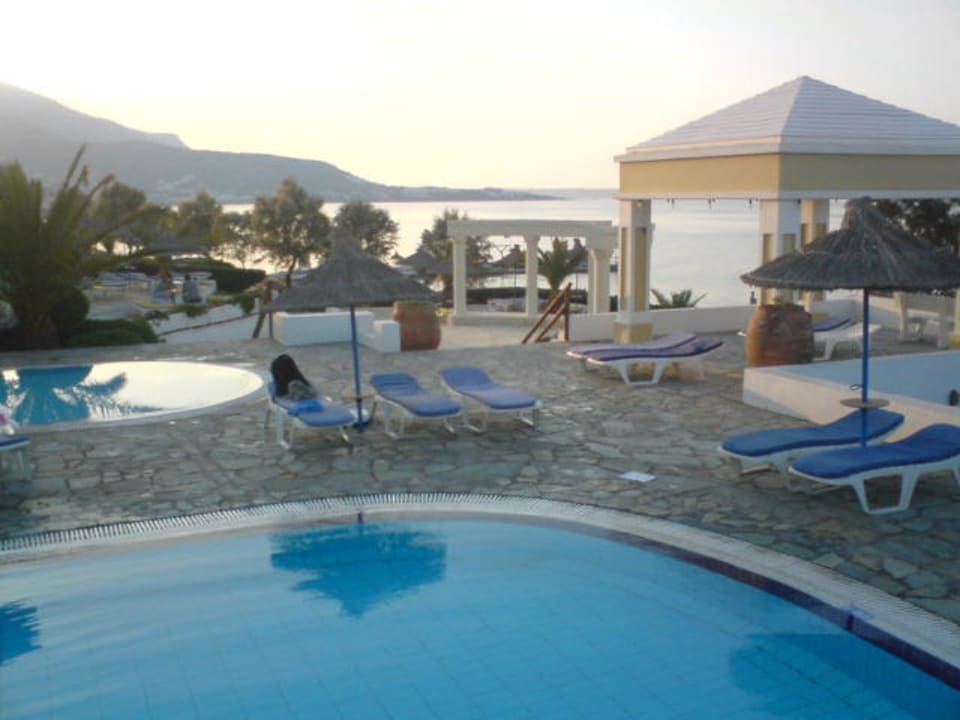 Der Pool Alexander Beach Hotel & Village Resort