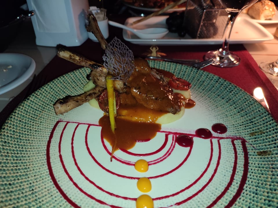 Gastro Side Story Resort & Spa