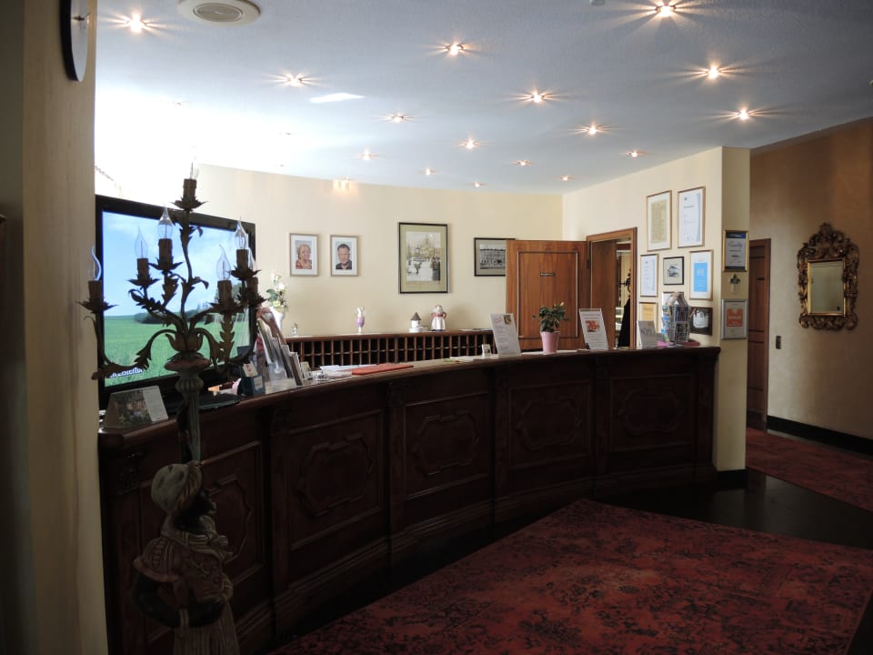 Lobby Hotel Alexandra