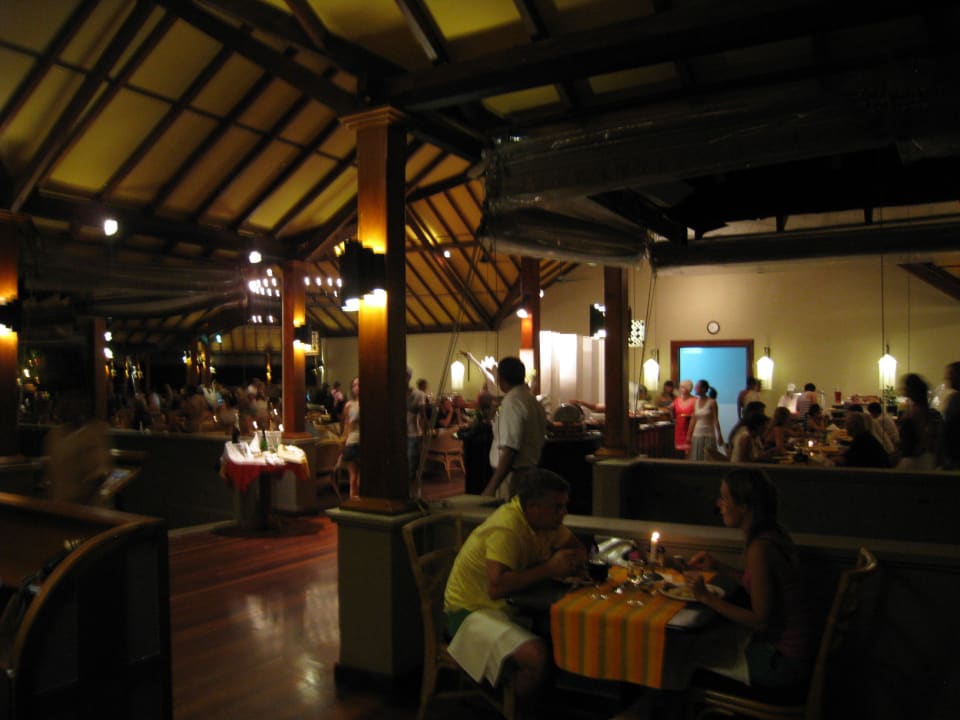 Restaurant Adaaran Select Meedhupparu Island Resort - Premium All Inclusive