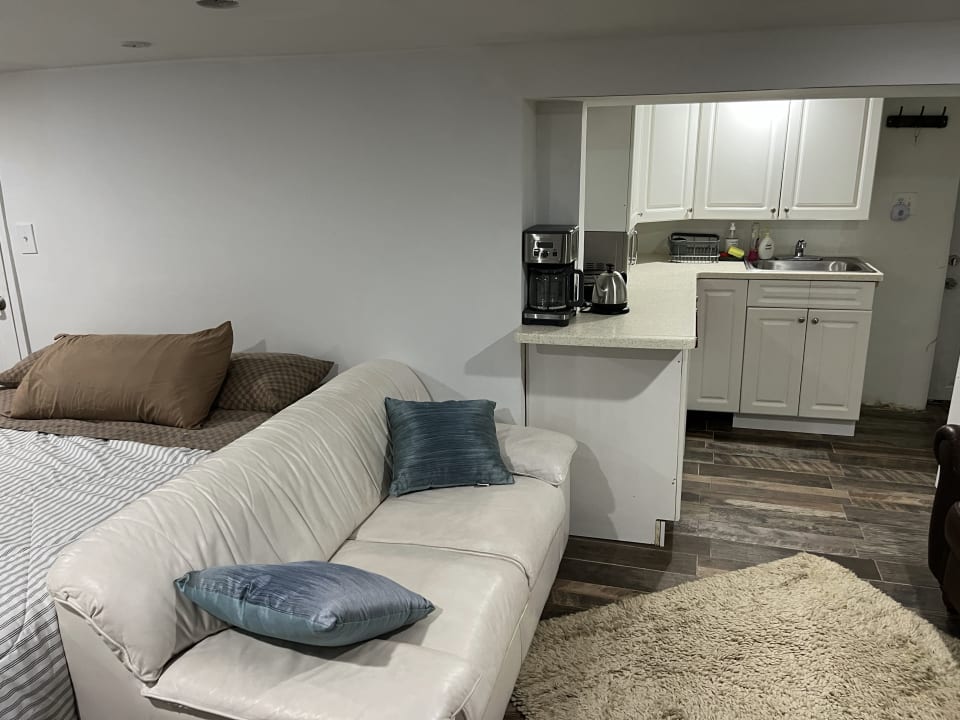 Zimmer Studio by New York Harbor