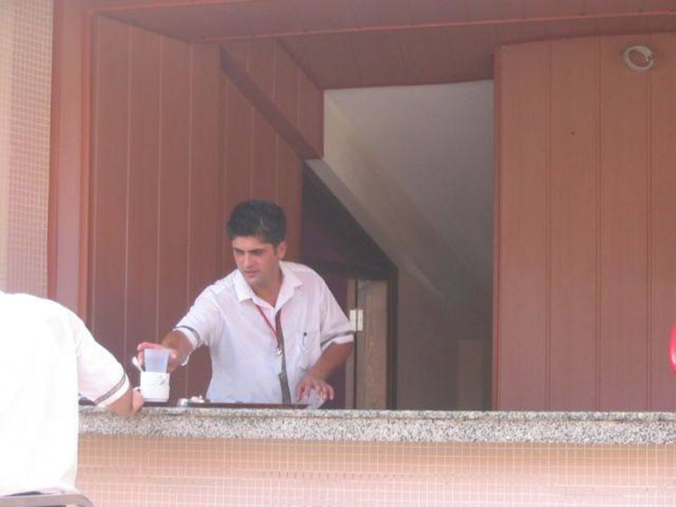 Hüseyin (Kellner) Club Side Coast