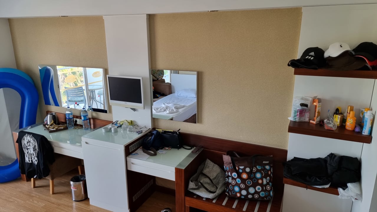 Zimmer Seaden Sea World Resort & Spa