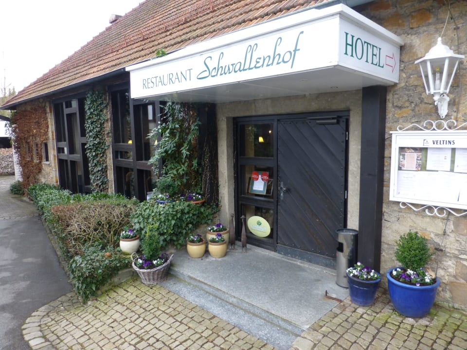 Eingang Restaurant Landhotel Der Schwallenhof