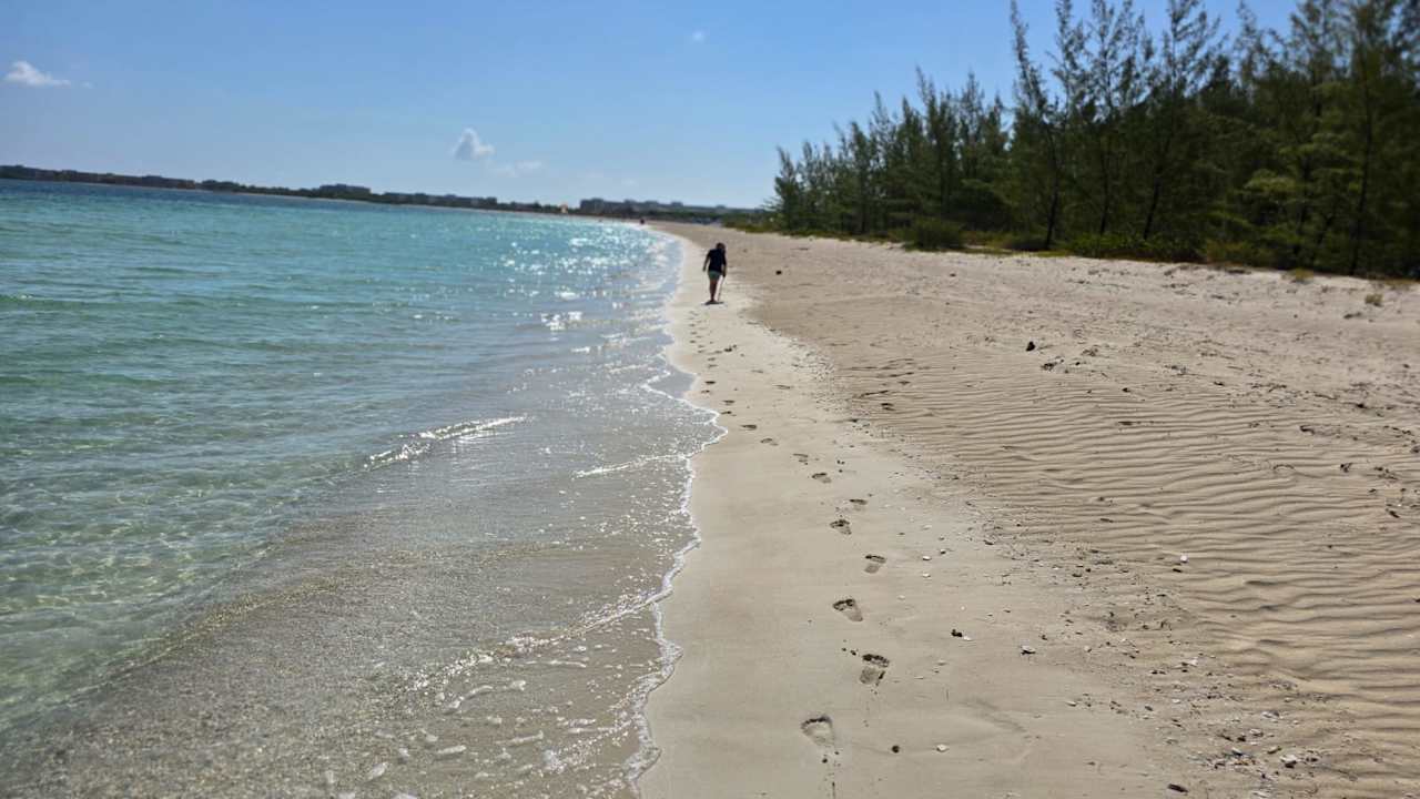 Strand The One Gallery Resort