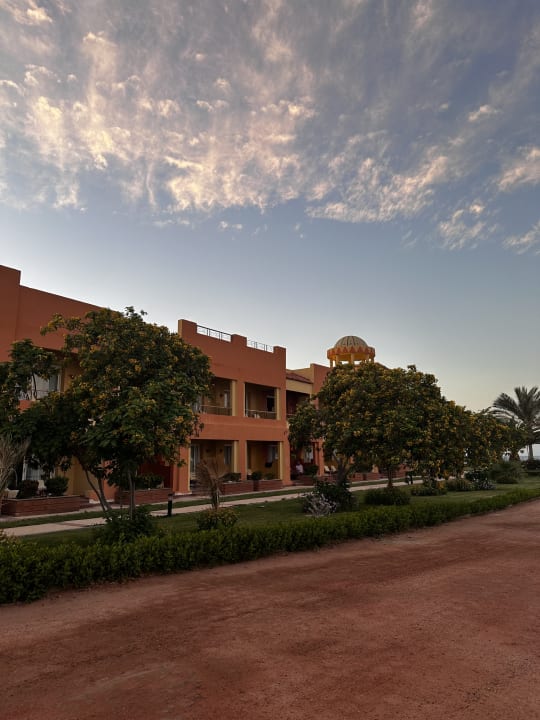 Außenansicht Malikia Resort Abu Dabbab