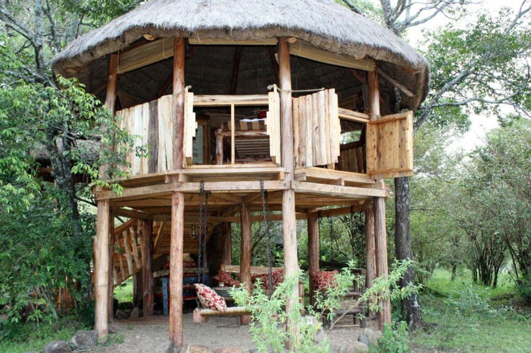 Hier oben wird massiert Mara Timbo Camp