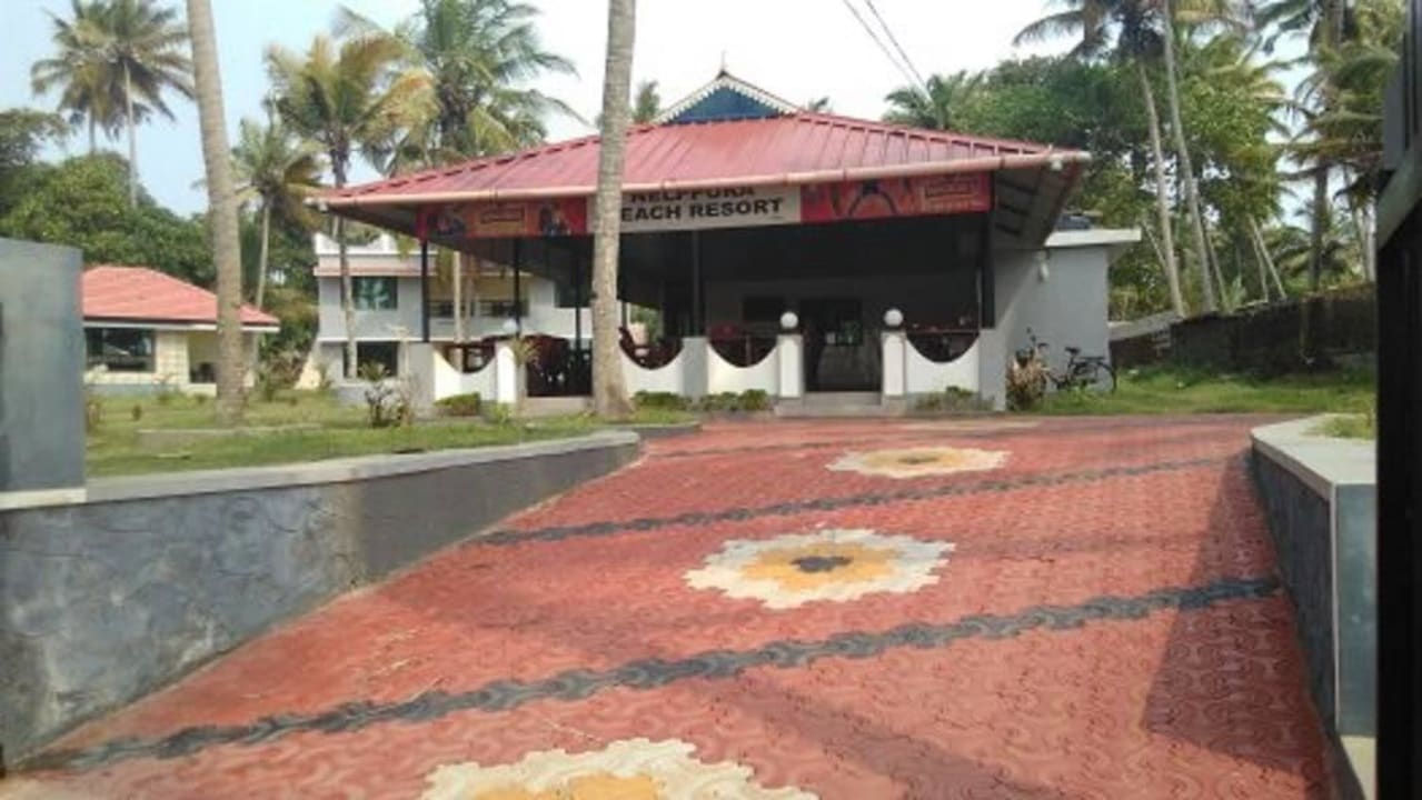Restaurant with sea view Amélie Nelppura Beach Resort