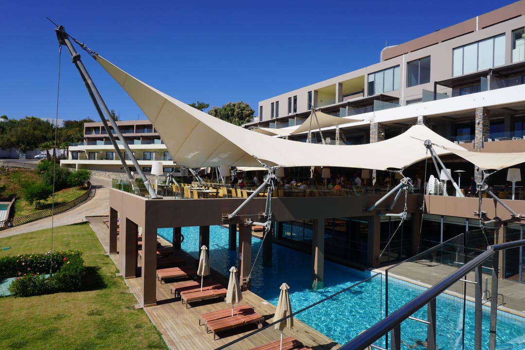 Terrasse des Restaurants Atlantica Mikri Poli Crete