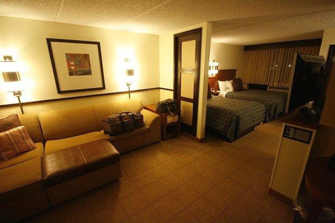 Hyatt Place Orlando Wohnzimmer Hyatt Place across from Universal Orlando Resort