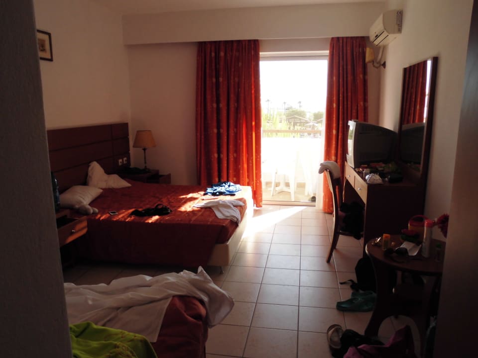 Im Zimmer Hotel Gaia Village