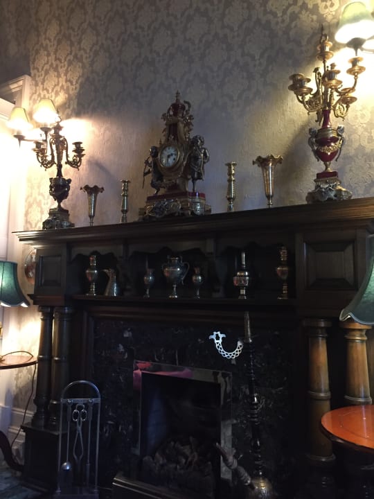 Lobby Hotel Falls of Lora