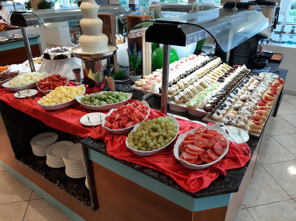 Gastro Universal Hotel Castell Royal