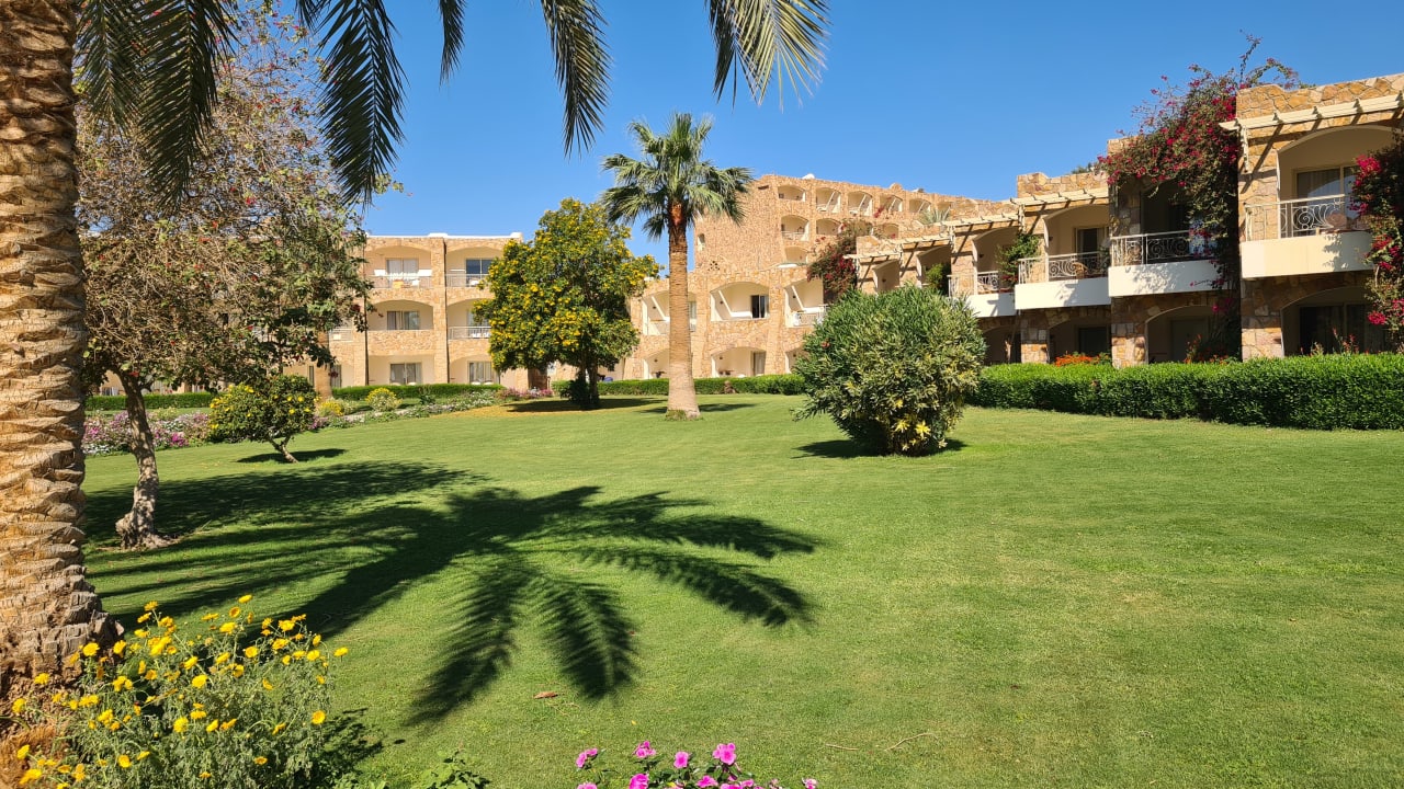 Gartenanlage Brayka Bay Resort