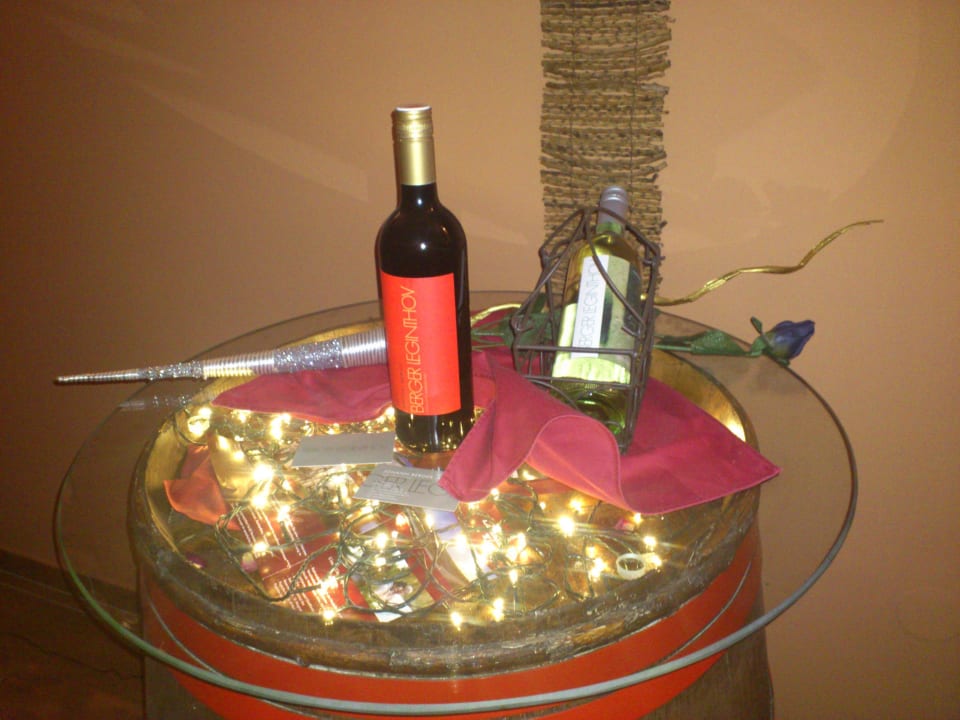 Deko im Barbereich Landhaus Apartments & Studio