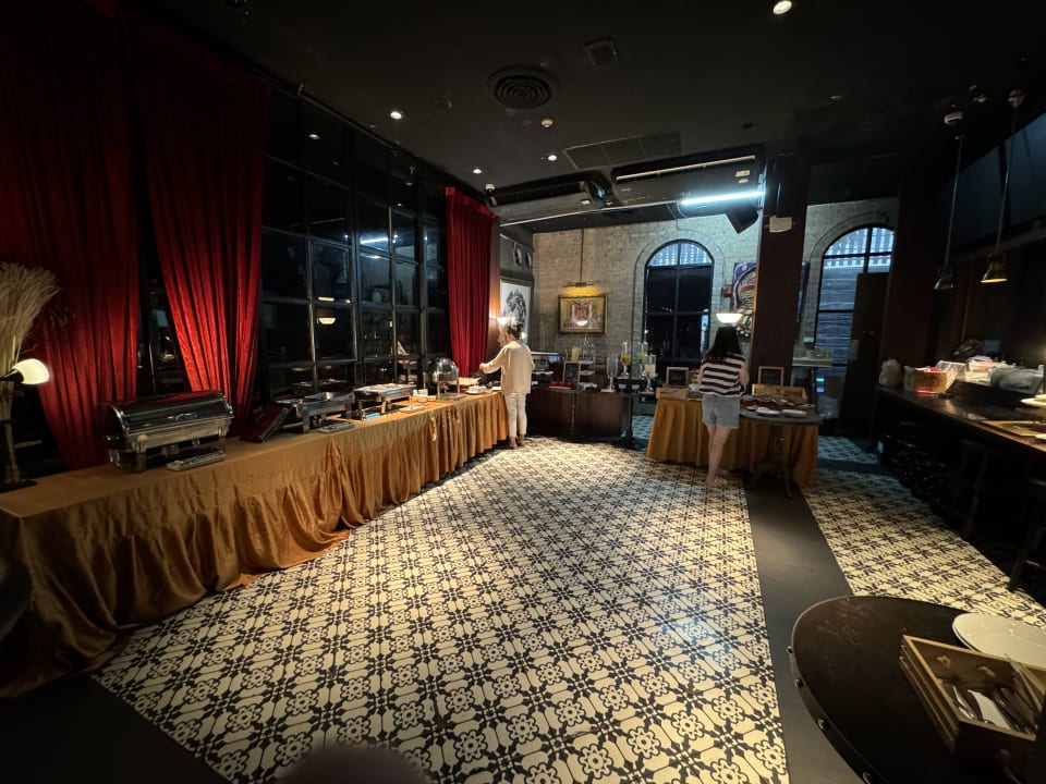 Gastro Metropole The Crest Collection by The Ascott Limited