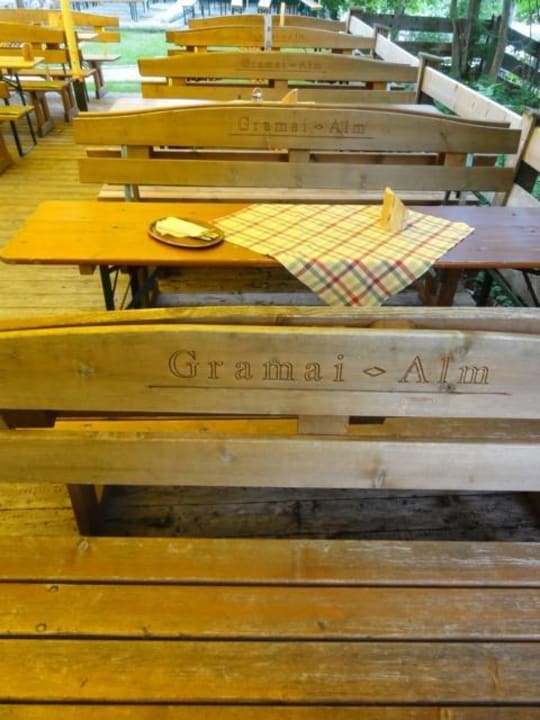 Auf der Terrasse Gramai Alm alpengenuss & natur spa