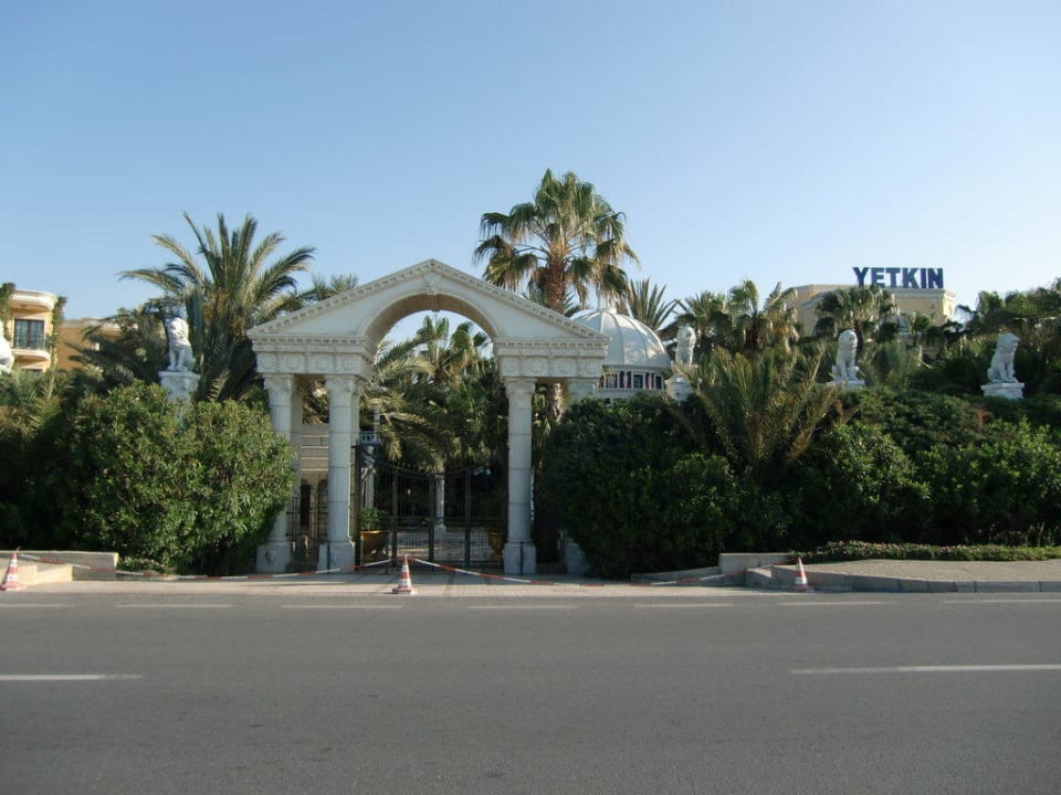 Eingang Hotel Yetkin