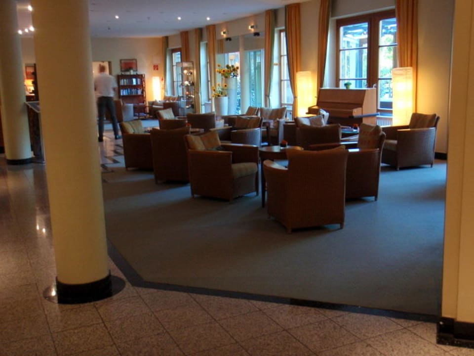 Lobby / Bar / Eingang Dorint Thermenhotel Freiburg