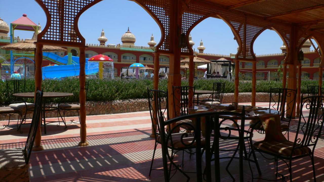 Hauptrestaurant Cave du Roi Pickalbatros Alf Leila Wa Leila Resort - Neverland Hurghada