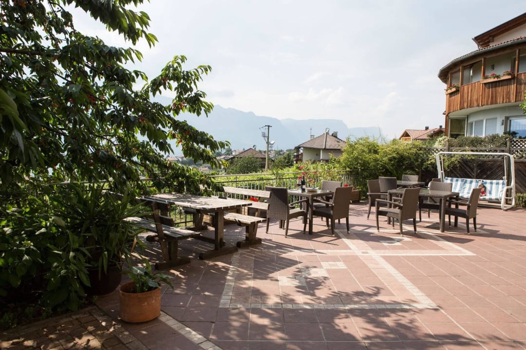 Terrasse Residence Haus Heinrich