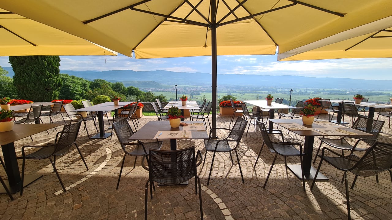 Gastro Hotel Relais Castrum