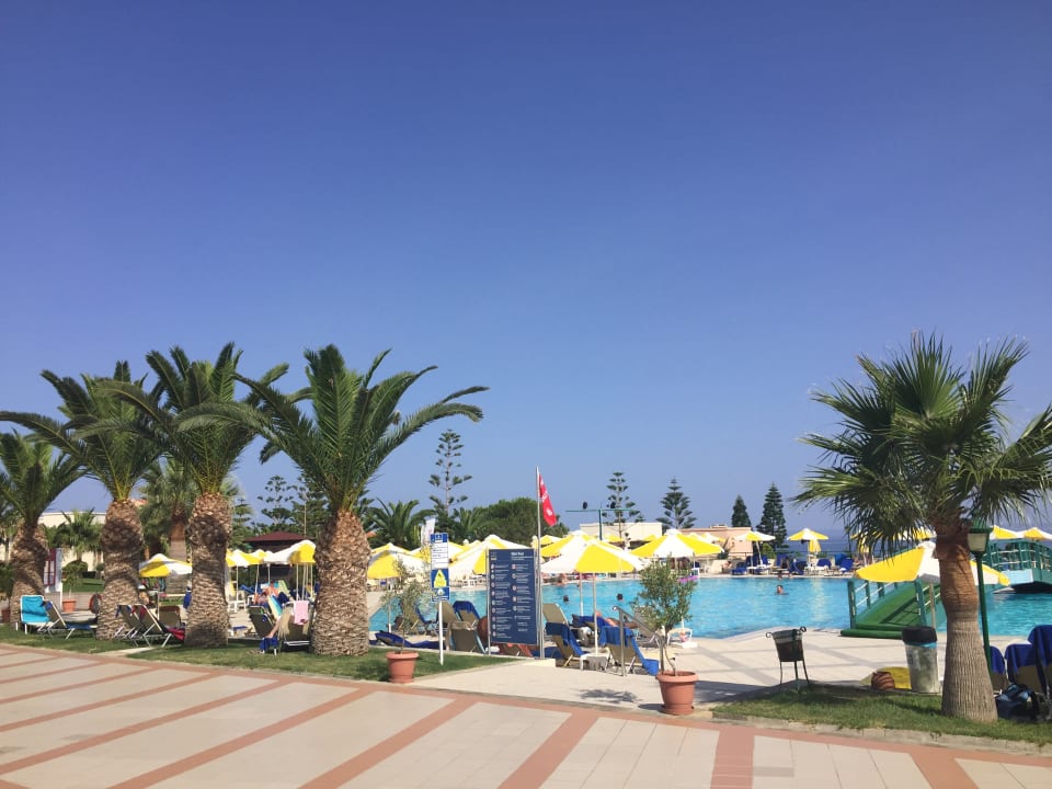 Pool Iberostar Selection Creta Marine