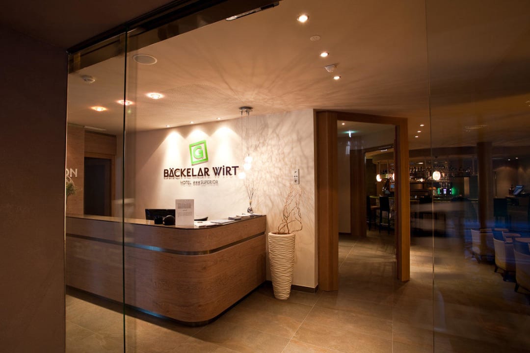 Rezeption Hotel Bäckelar Wirt
