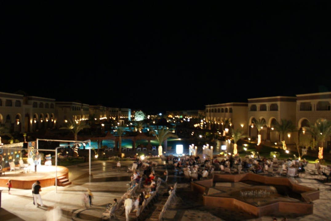 Panorama noca Sentido Mamlouk Palace Resort