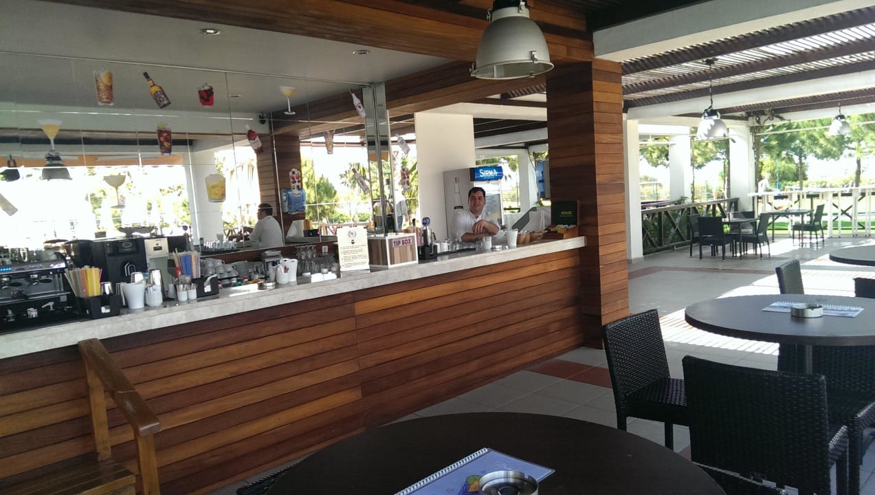 Family Poolbar Voyage Belek Golf & Spa