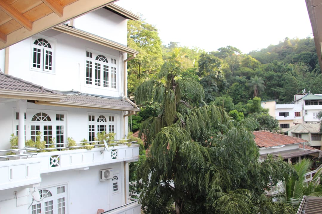 Hotel Oak Ray Serene Garden Hotel