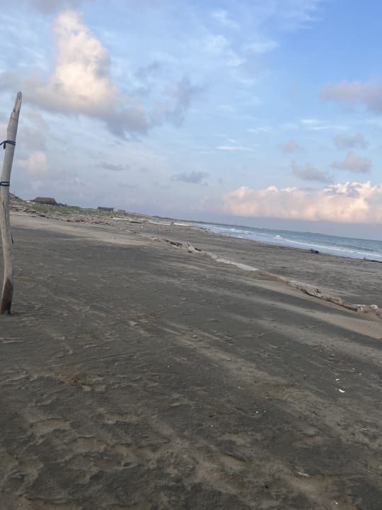 Strand Tambo Marina Eco Hostal