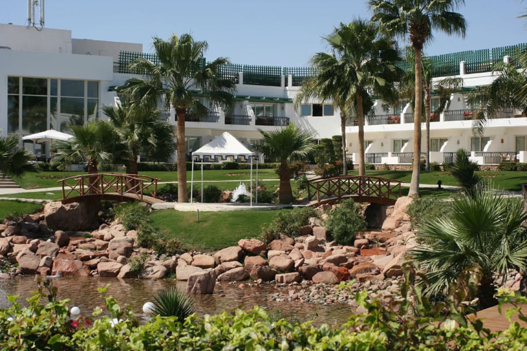 Gartenanlage liebevoll gestaltet und gepflegt Safir Sharm Waterfalls Resort