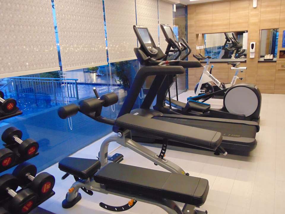 Sport & Freizeit Hilton Garden Inn Jakarta Taman Palem