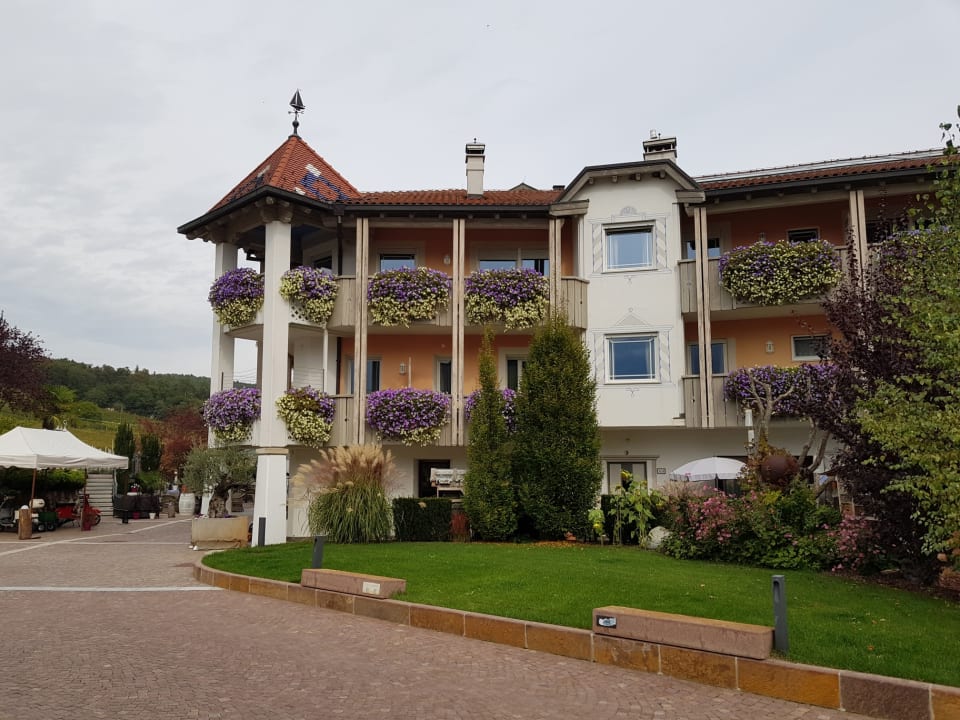 Außenansicht Gartenhotel Moser