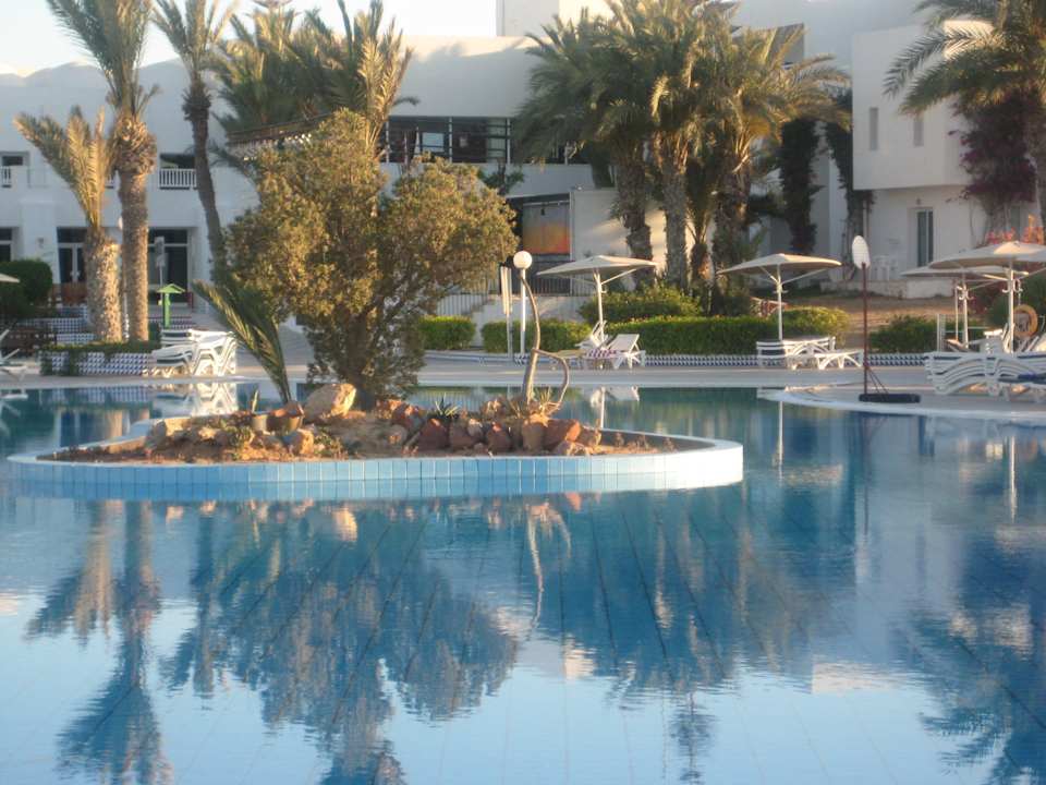 Hauptpool Hotel El Mouradi Djerba Menzel