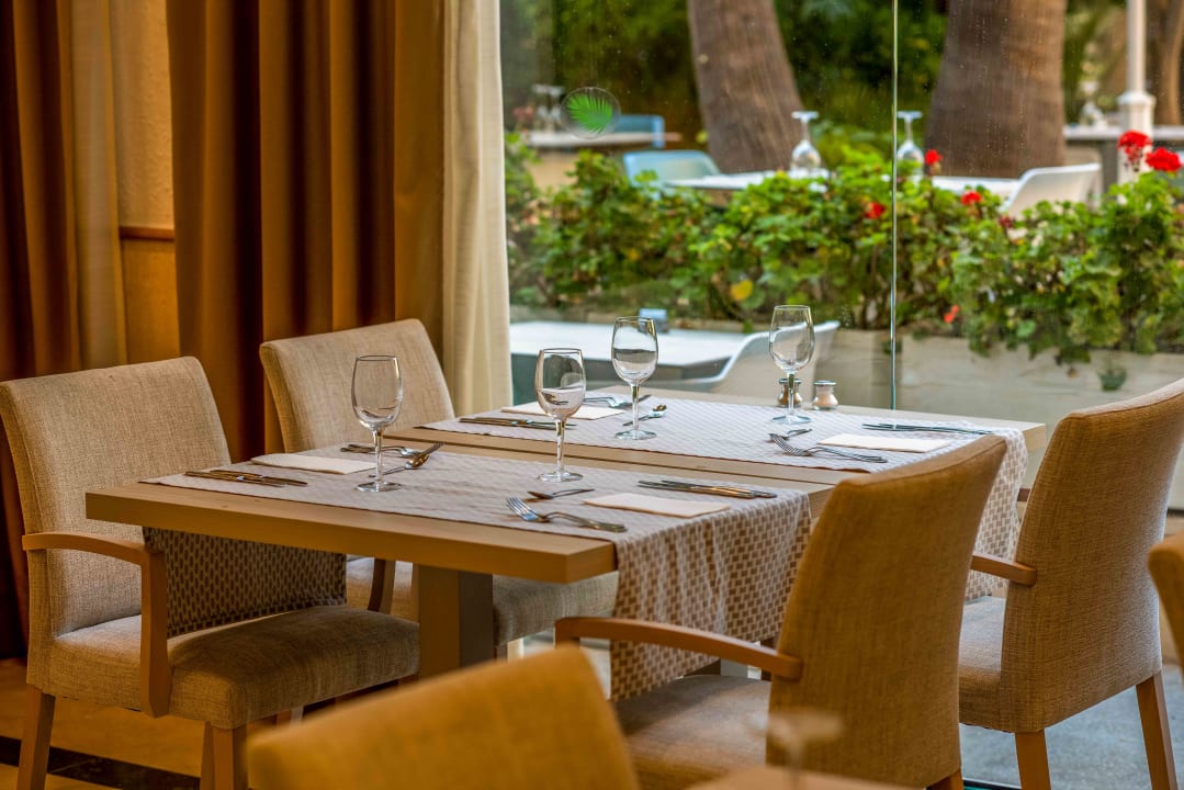 Gastro Valentin Somni Hotel & Suites