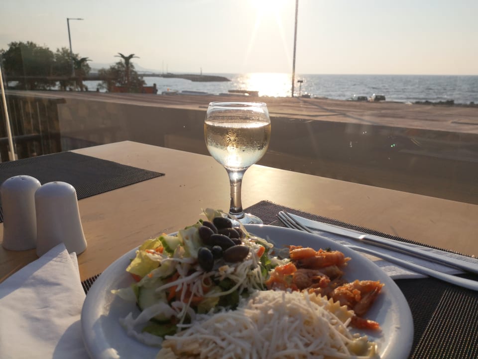 Gastro Apollo Hotel - Aphrodite Beach Club Annex