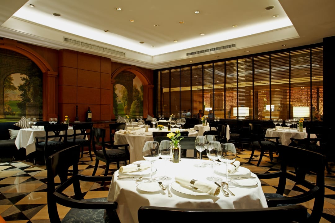 Gastro Centara Grand at Central Plaza Ladprao Bangkok