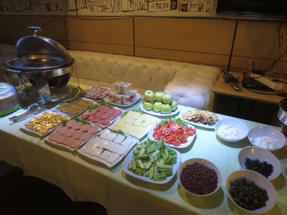 Frühstücksbuffet Amber Hotel