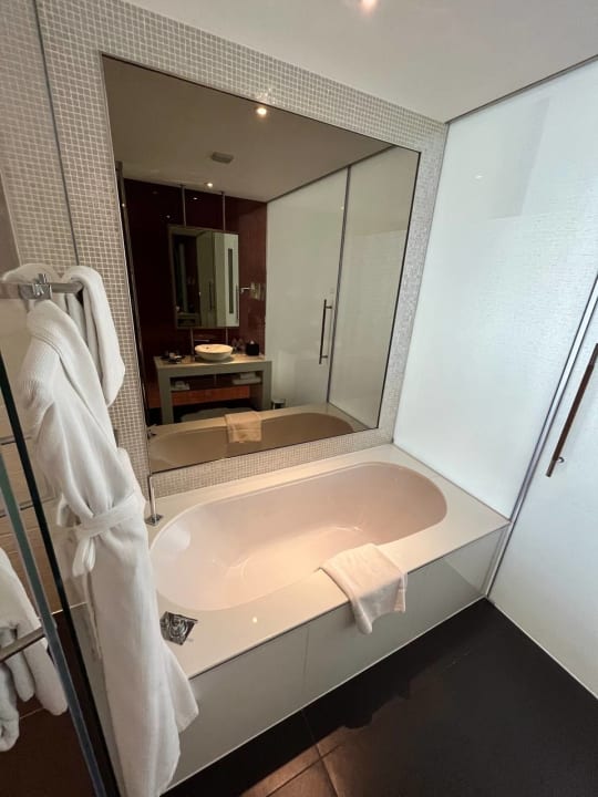 Zimmer W Abu Dhabi - Yas Island