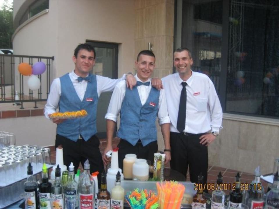 Die drei von der Bar GRIFID Vistamar
