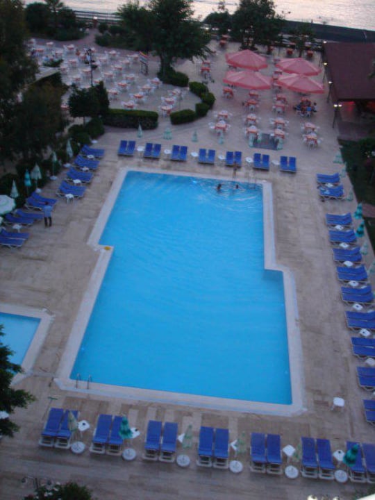 Blick von Block B Lonicera Resort & Spa Hotel