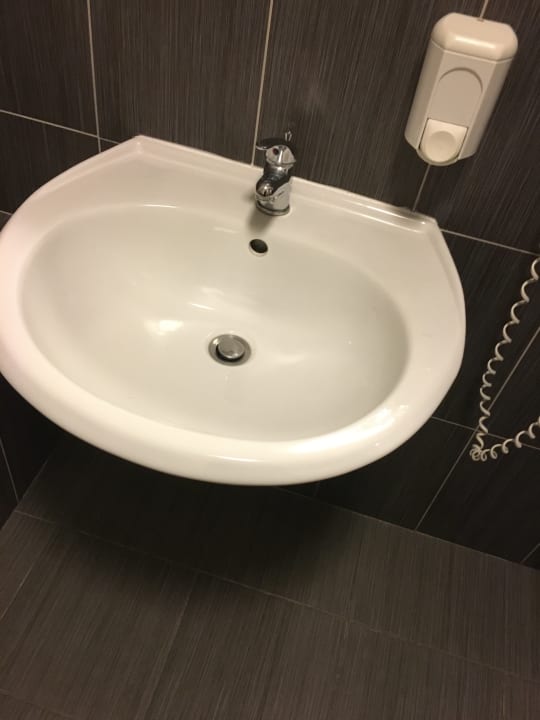 Zimmer Royal Court Hotel