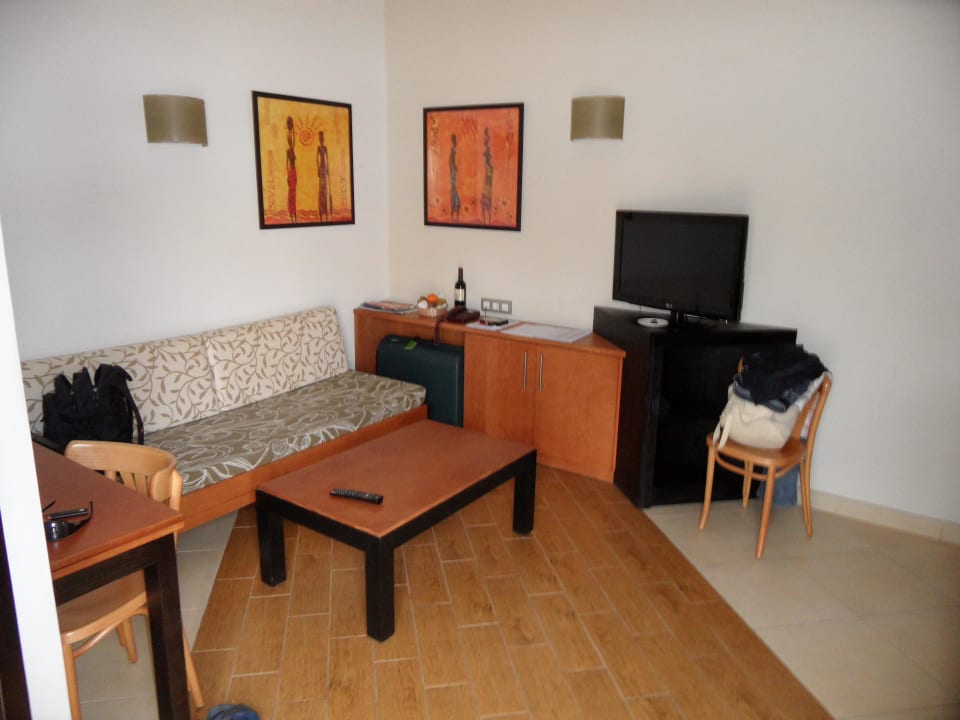 Bungalow 191 -Wohnzimmer HL Miraflor Suites Hotel