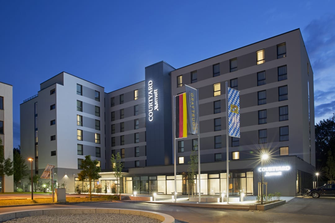 Außenansicht Courtyard by Marriott Oberpfaffenhofen Munich South